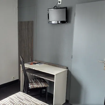 Acqs Hotel 2*