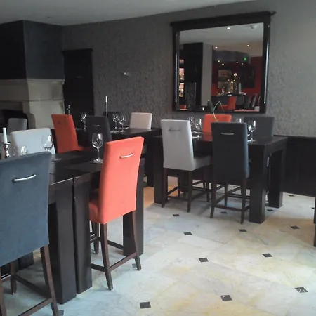 Acqs Hotel 2*
