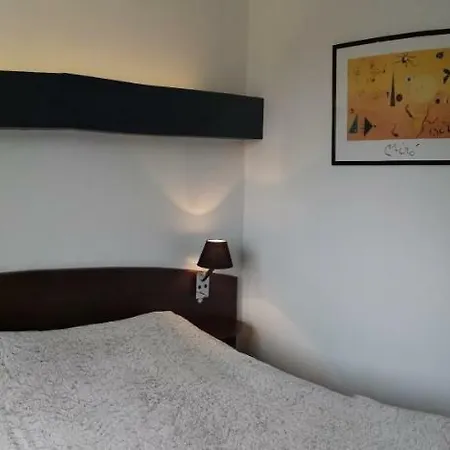 Acqs Hotel Dax